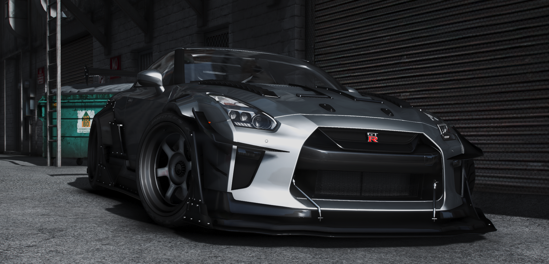 Nissan GTR-R35 Dogfight