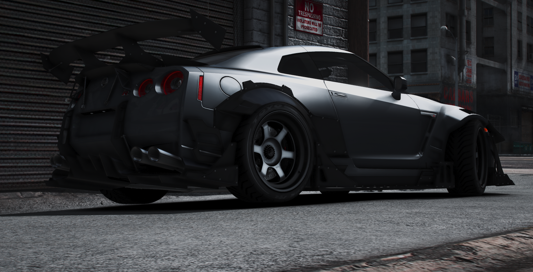 Nissan GTR-R35 Dogfight